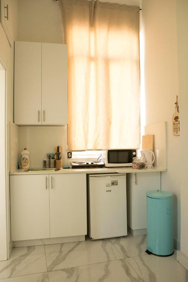Bauhaus Stylish Apartments - By Bookiz Tel Aviv Ngoại thất bức ảnh